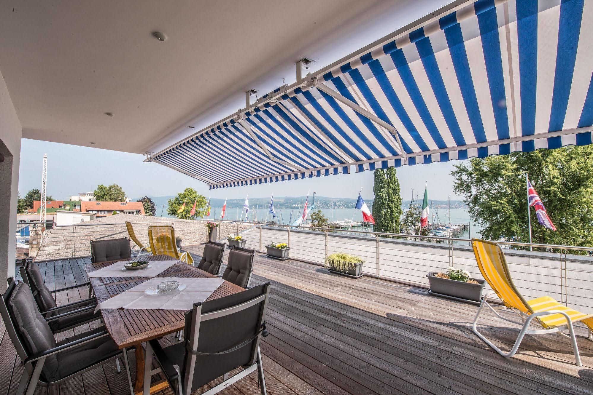 Hotel Am Yachthafen Констанц Экстерьер фото
